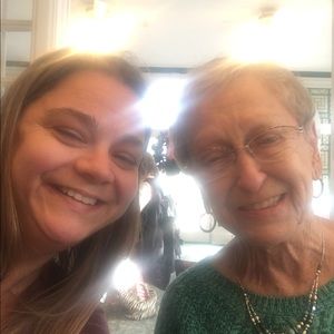 Meet your Posher, Rachelle